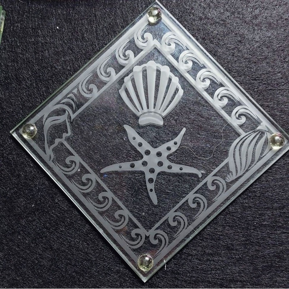 KATE ASPEN Glass Seashell Coasters Set Of 5 Clear Etched Nautical Beach Decor